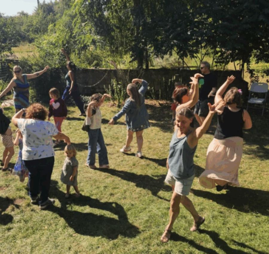 Participe au Yes We Dance à Walcourt en non-mixité choisie (du 22 au 25 mai 2026) !